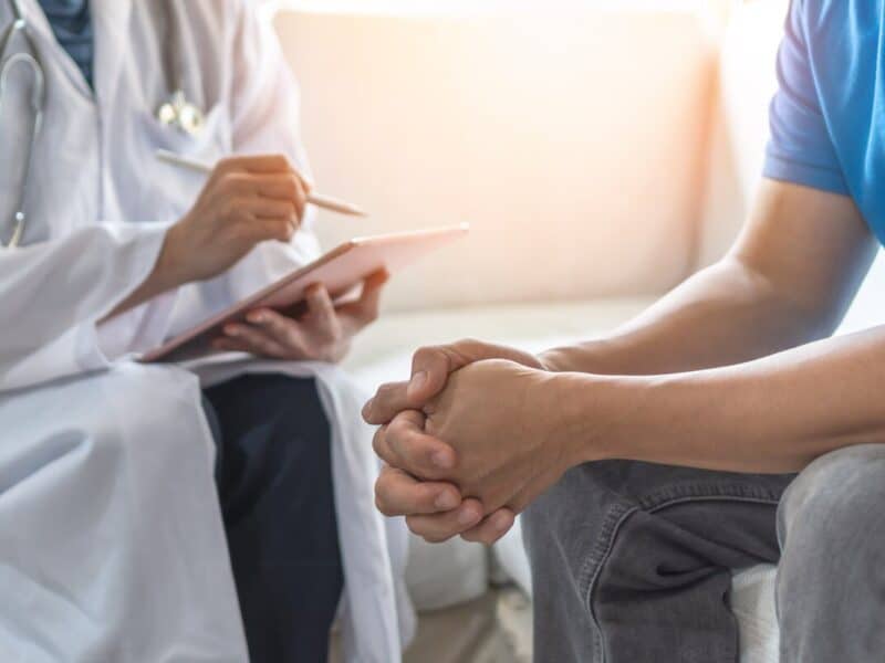 six cancers progressent chez les jeunes